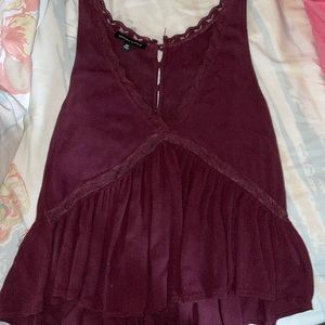 Kendall and Kylie tank